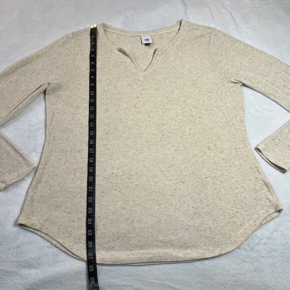 CAbi Simple Tee Size Large V-Neck Speckled Ribbed Knit Neutral Style # 4003 - Picture 9 of 9